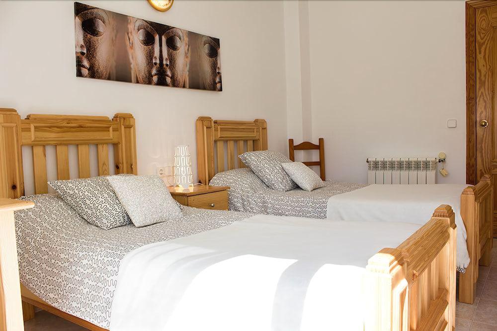Hostal Sango Sierra de las Nieves Alozaina Exterior foto
