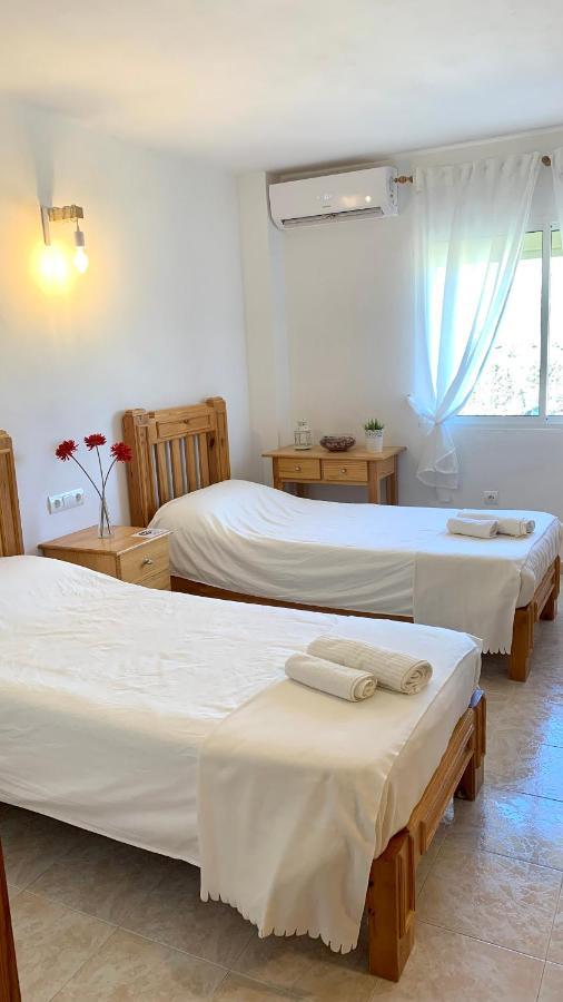 Hostal Sango Sierra de las Nieves Alozaina Exterior foto