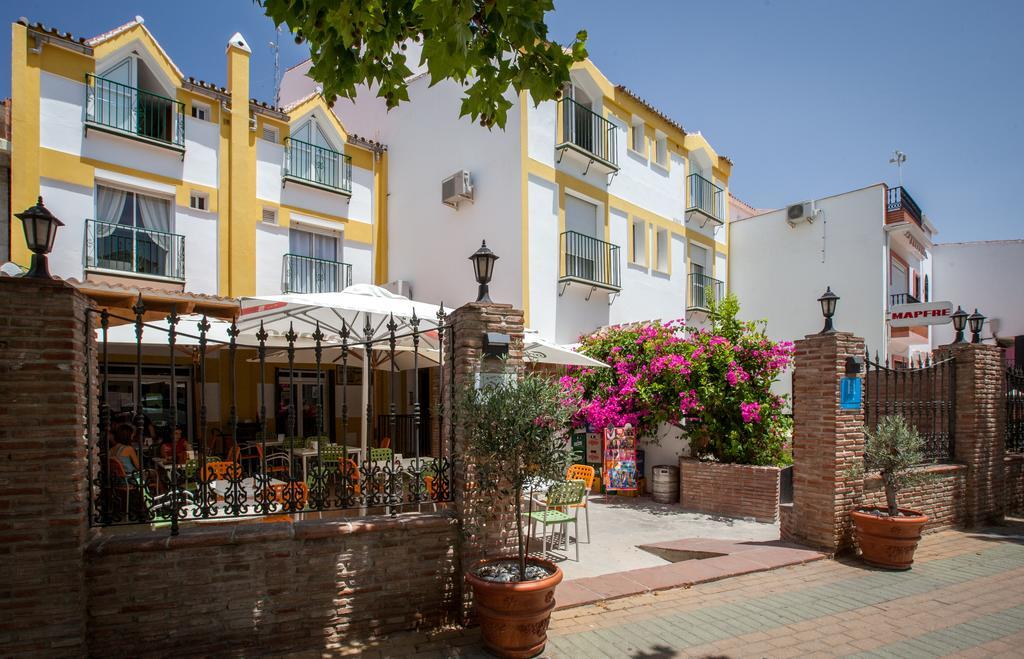Hostal Sango Sierra de las Nieves Alozaina Exterior foto